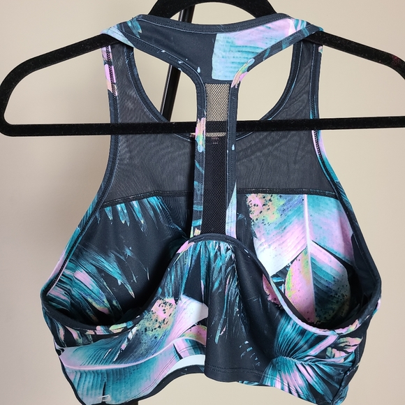 Fabletics palm leaf sports bra & legging set - Picture 4 of 5